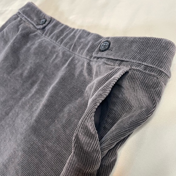 Banana Republic Charcoal Grey Stretch Corduroy Skirt with Pockets - Picture 6 of 10